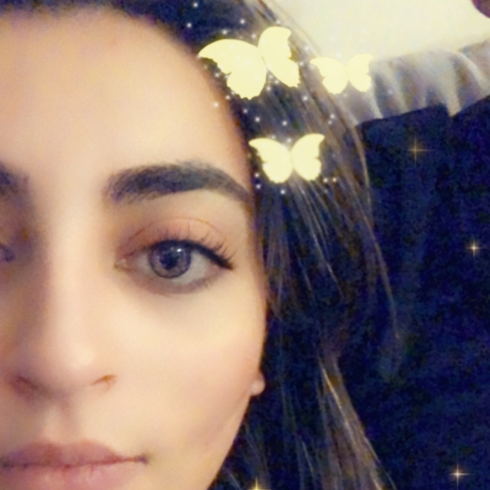 Meet your Posher, Anahil